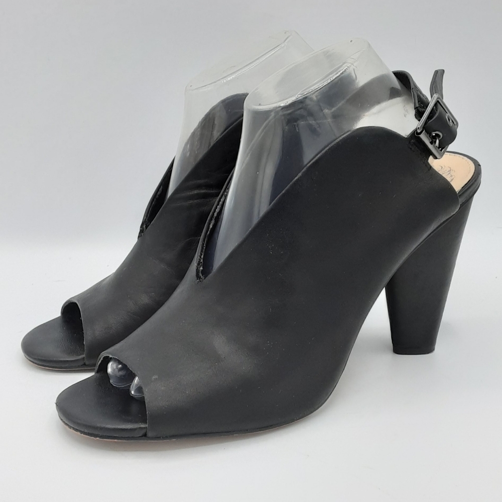 Vince Camuto Kembia Black Leather Heeled Sandals Open Toe Buckle Strap Detail.